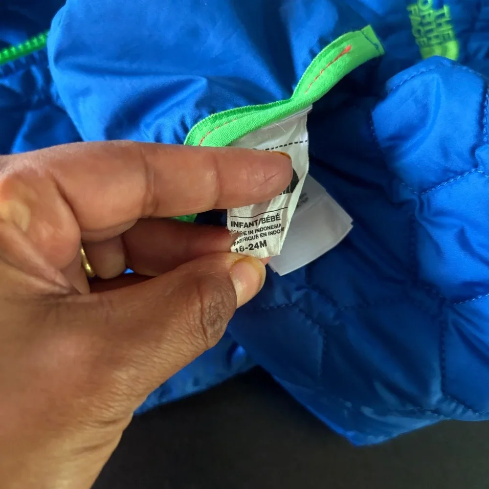 The North Face quilted hooded snow suit set reversible hoodie camping size 18-24